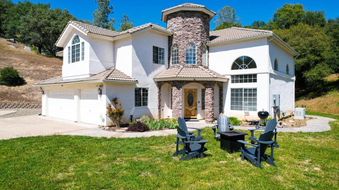 Mountain Majesty With Hot Tub, Pool Table, Generator, Ev Hookup Villa Oakhurst Exterior photo