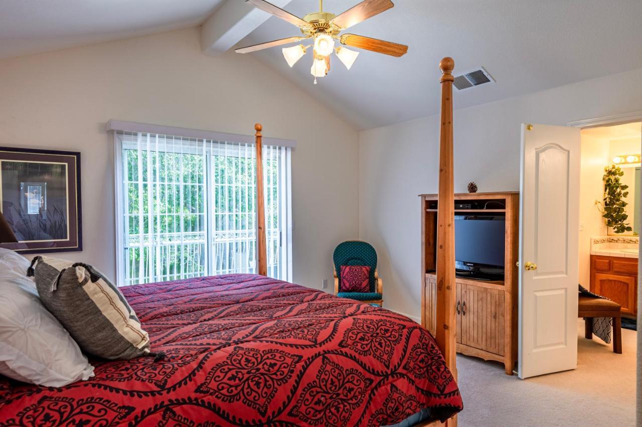 Mountain Majesty With Hot Tub, Pool Table, Generator, Ev Hookup Villa Oakhurst Exterior photo